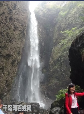 小龙湫瀑布高67米